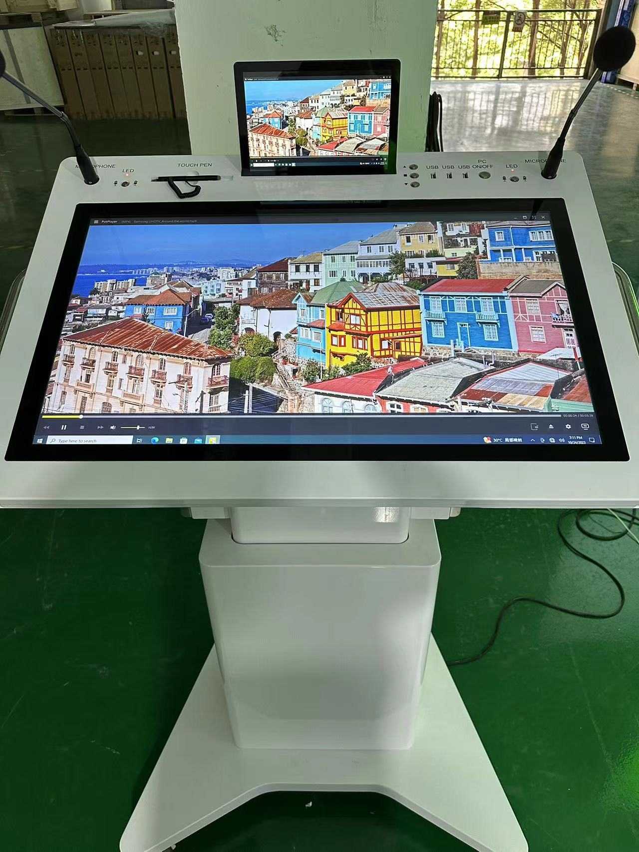 32 '' LCD Interaktif Podium Layar Ganda Smart Double