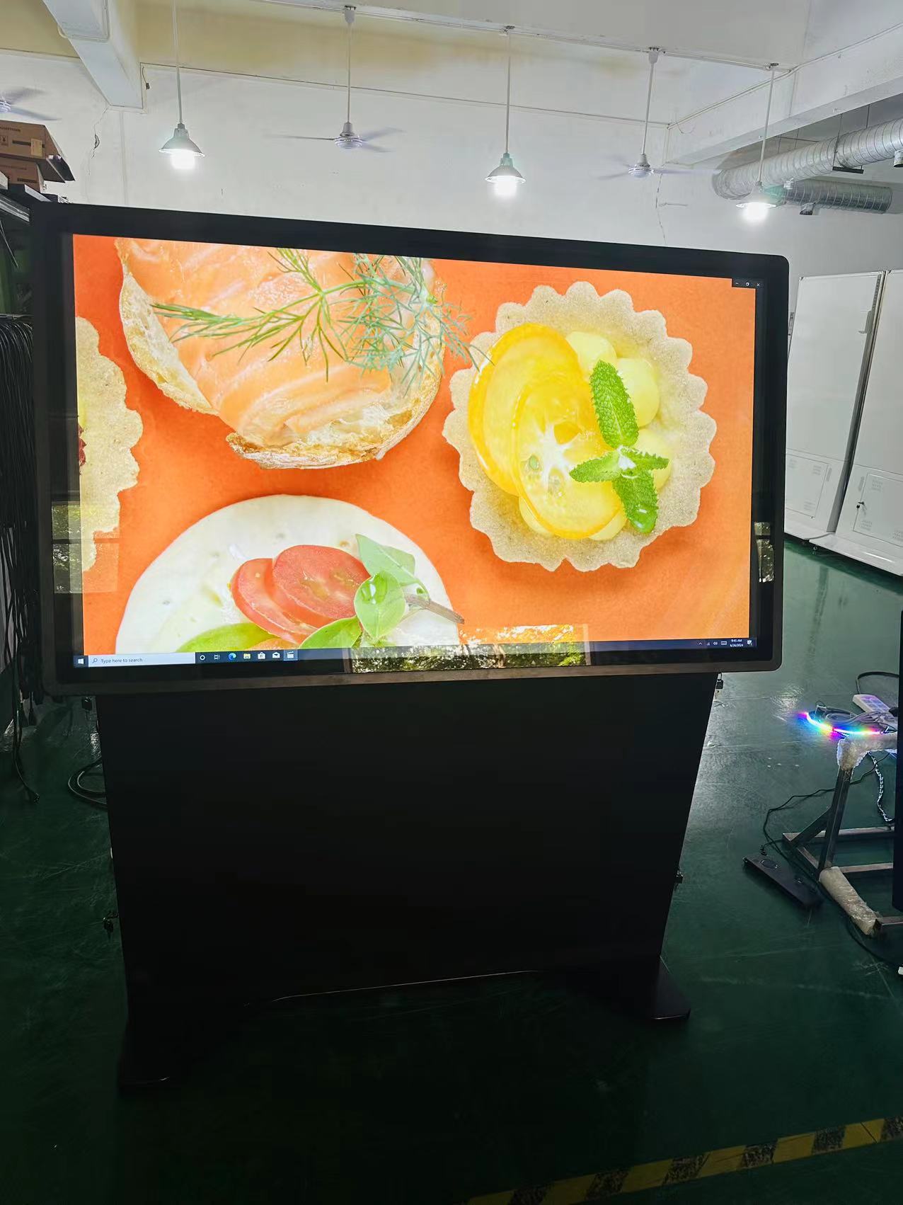 55 inci Stand layar sentuh kios LCD Monitor Pcap dengan komputer i7 bawaan